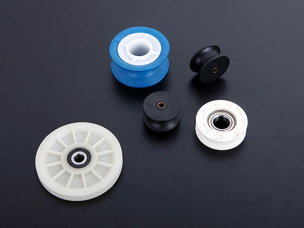 Plastic pulley